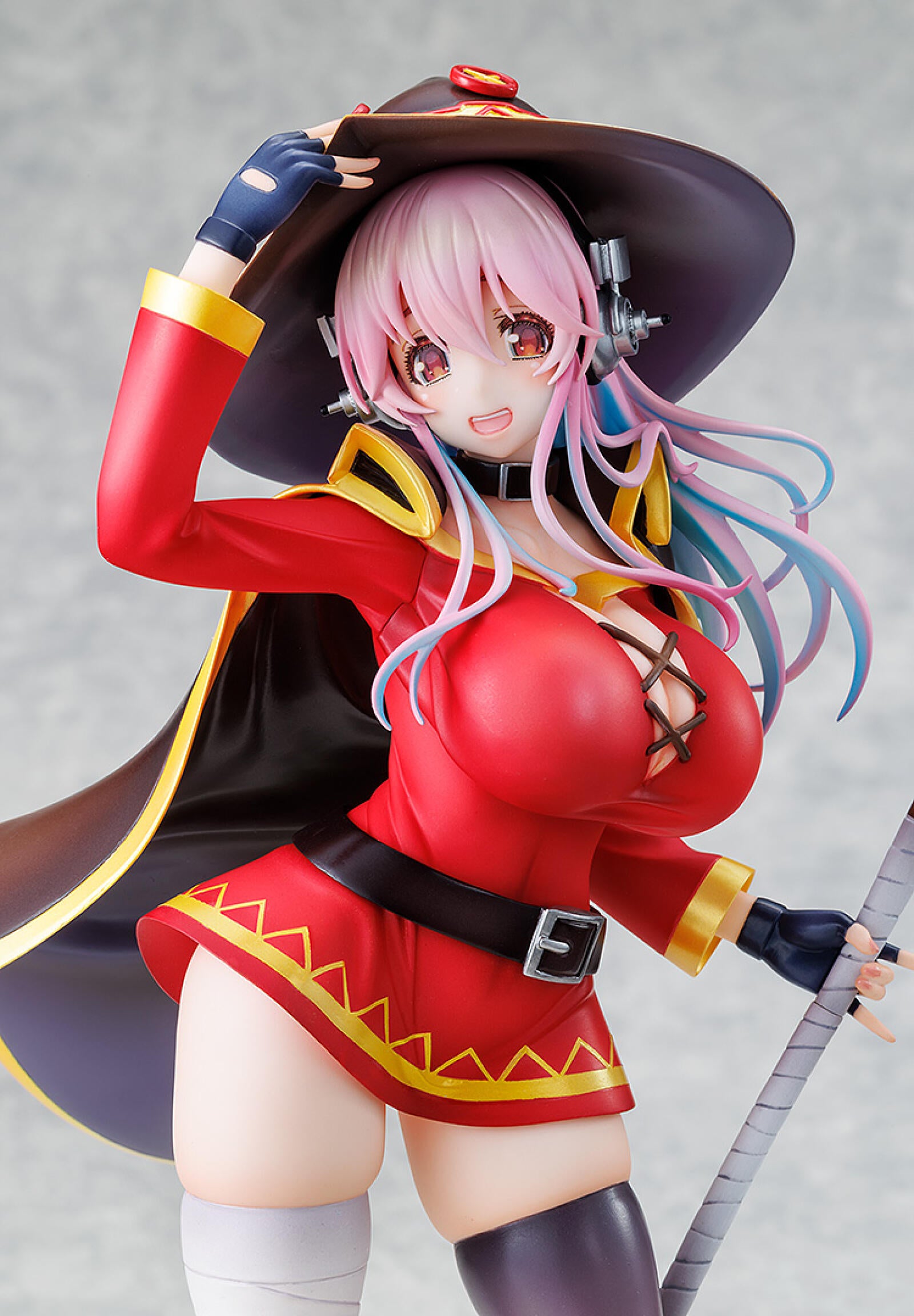 PRE ORDER Super Sonico/ KONOSUBA God's blessing on this wonderful world! 1/7 SCALE FIGURE - Super Sonico (Megumin Collaboration Version)