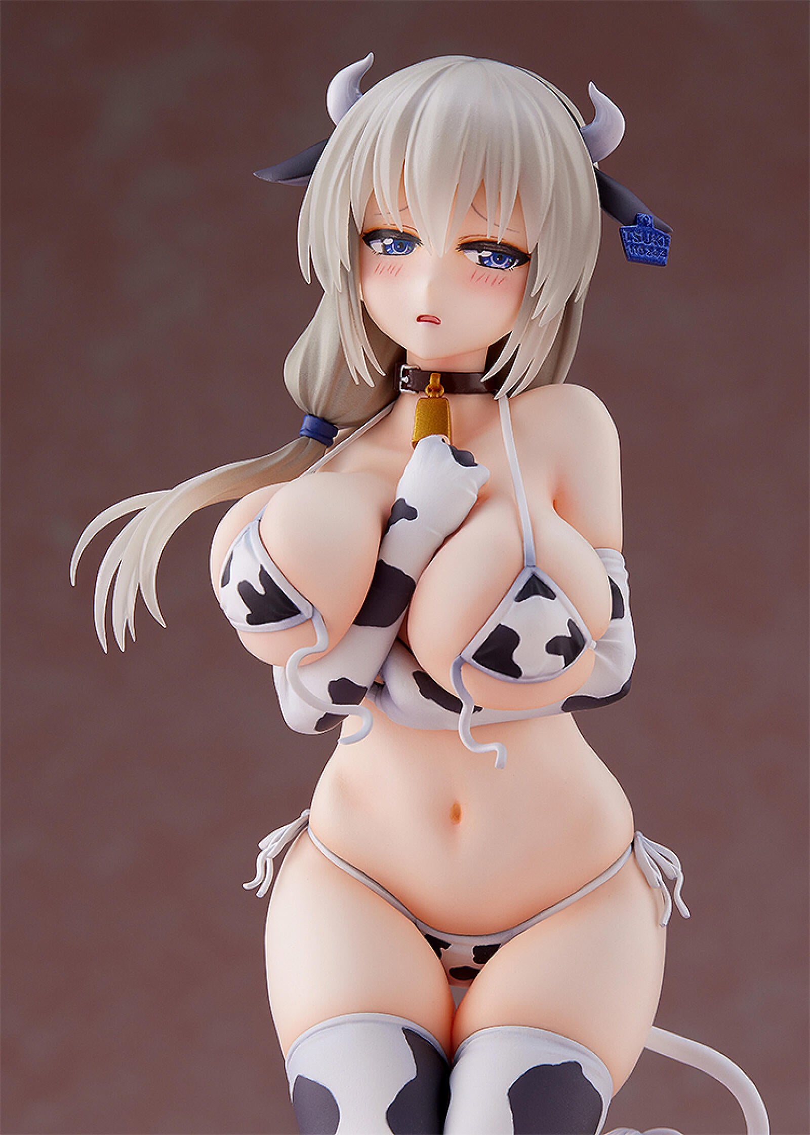PRE ORDER Uzaki-chan Wants to Hang Out! 1/7 SCALE FIGURE - Tsuki Uzaki (Cow Bikini Ver)