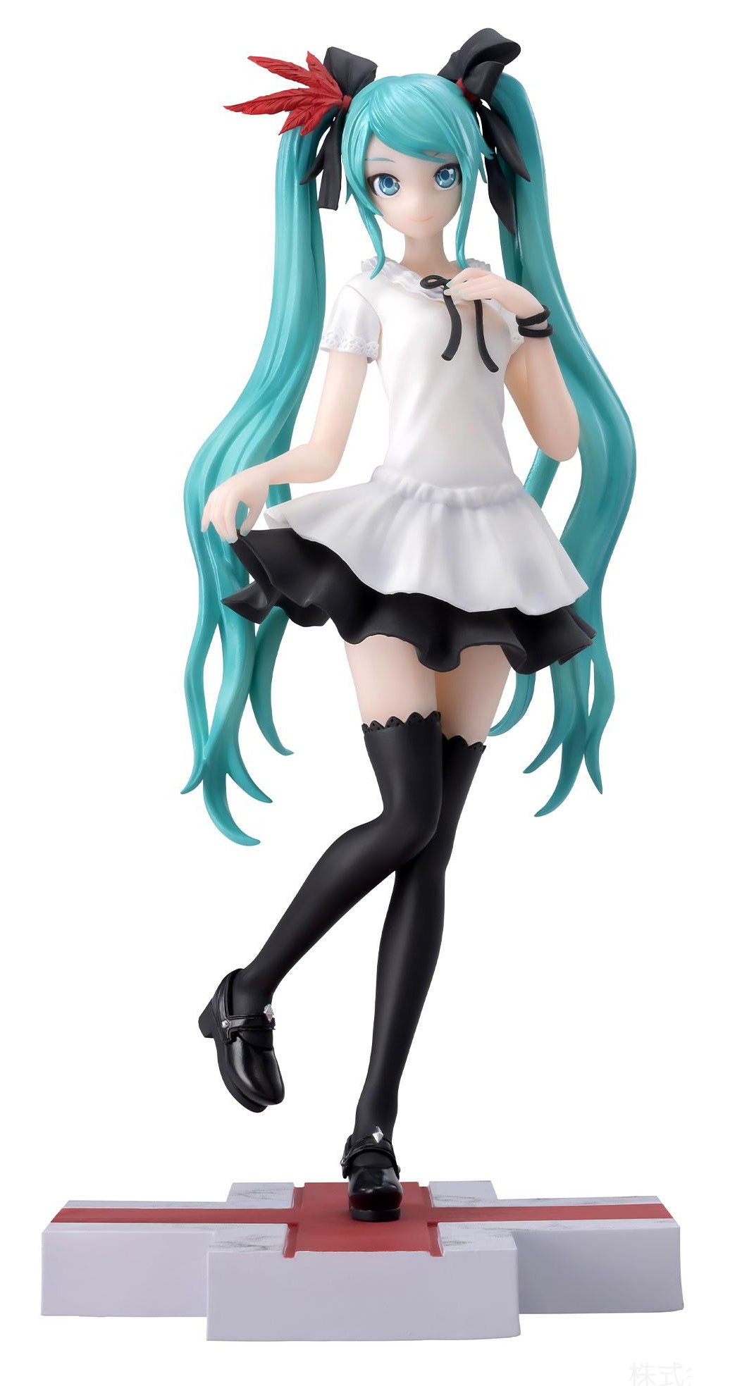 Vocaloid Characters: LUMINISTA - Hatsune Miku Project Diva Mega 39's (Supreme Ver.)