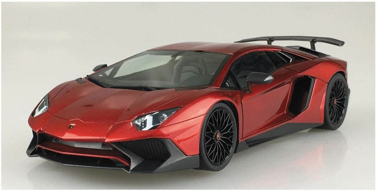 Aoshima The Super Car 1/24 '15 Lamborghini Aventador SV Plastic Model