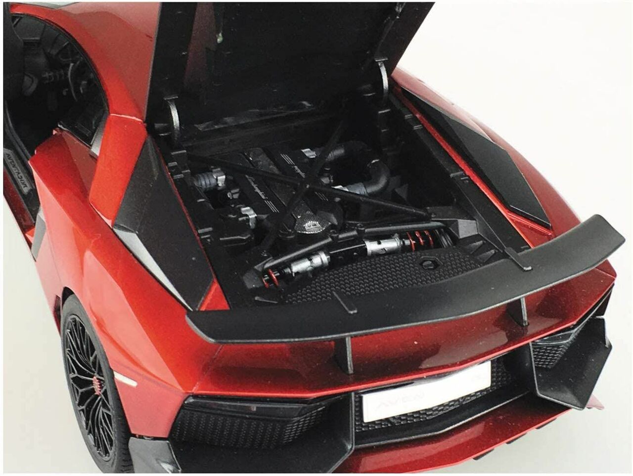 Aoshima The Super Car 1/24 '15 Lamborghini Aventador SV Plastic Model