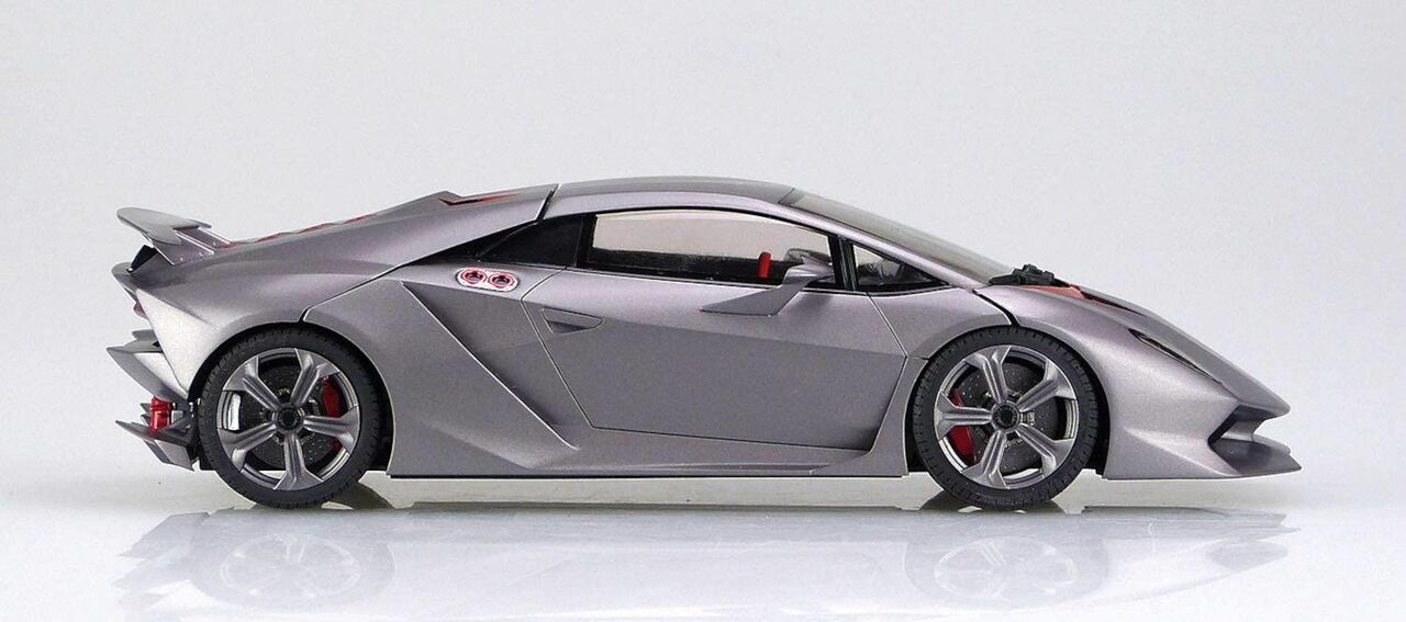 Aoshima The Super Car 1/24 Lamborghini Sesto Elemento '10 Plastic Model