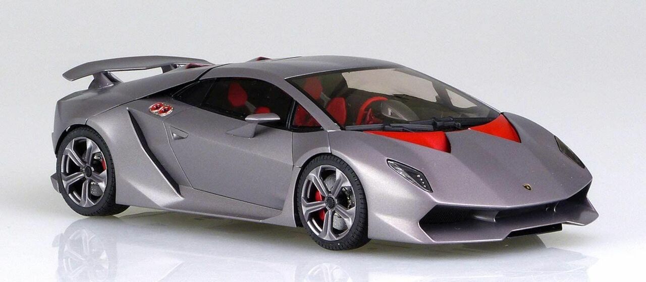 Aoshima The Super Car 1/24 Lamborghini Sesto Elemento '10 Plastic Model