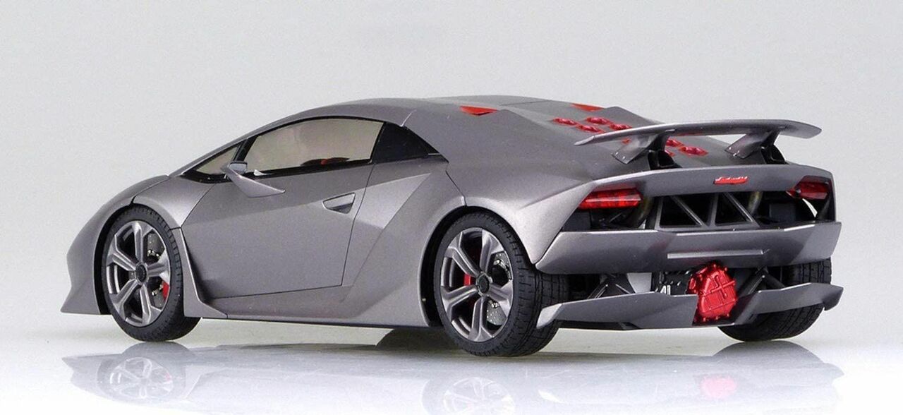 Aoshima The Super Car 1/24 Lamborghini Sesto Elemento '10 Plastic Model