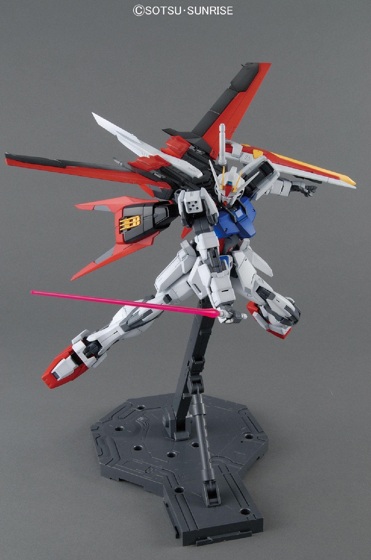 Bandai MG 1/100 GAT-X105 Aile Strike Gundam Ver. RM