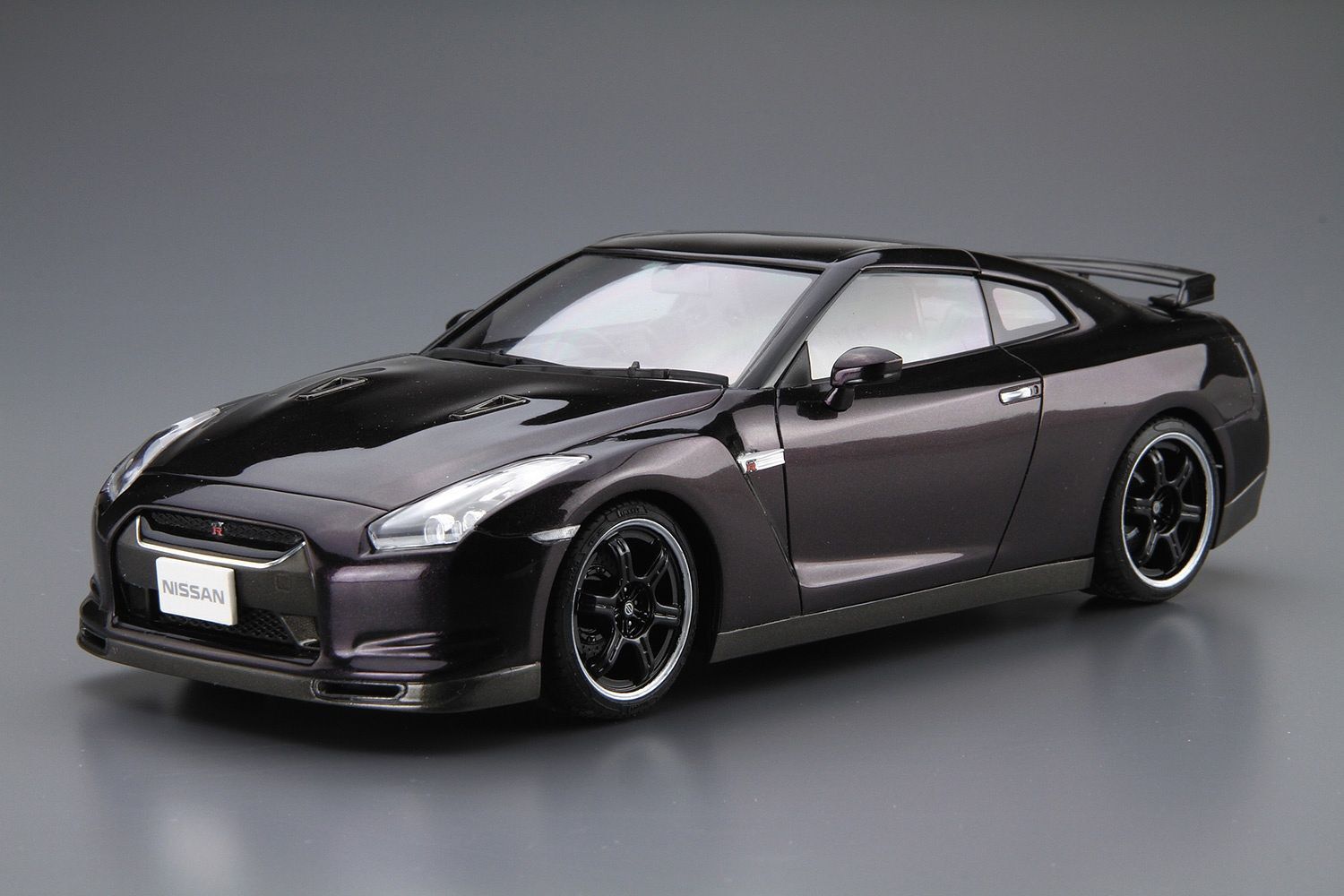 AOSHIMA 1/24 NISSAN R35 GT-R V SPEC 09