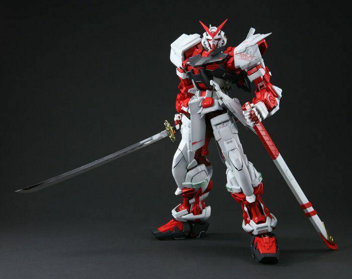 PG 1/60 GUNDAM  ASTRAY RED FRAME