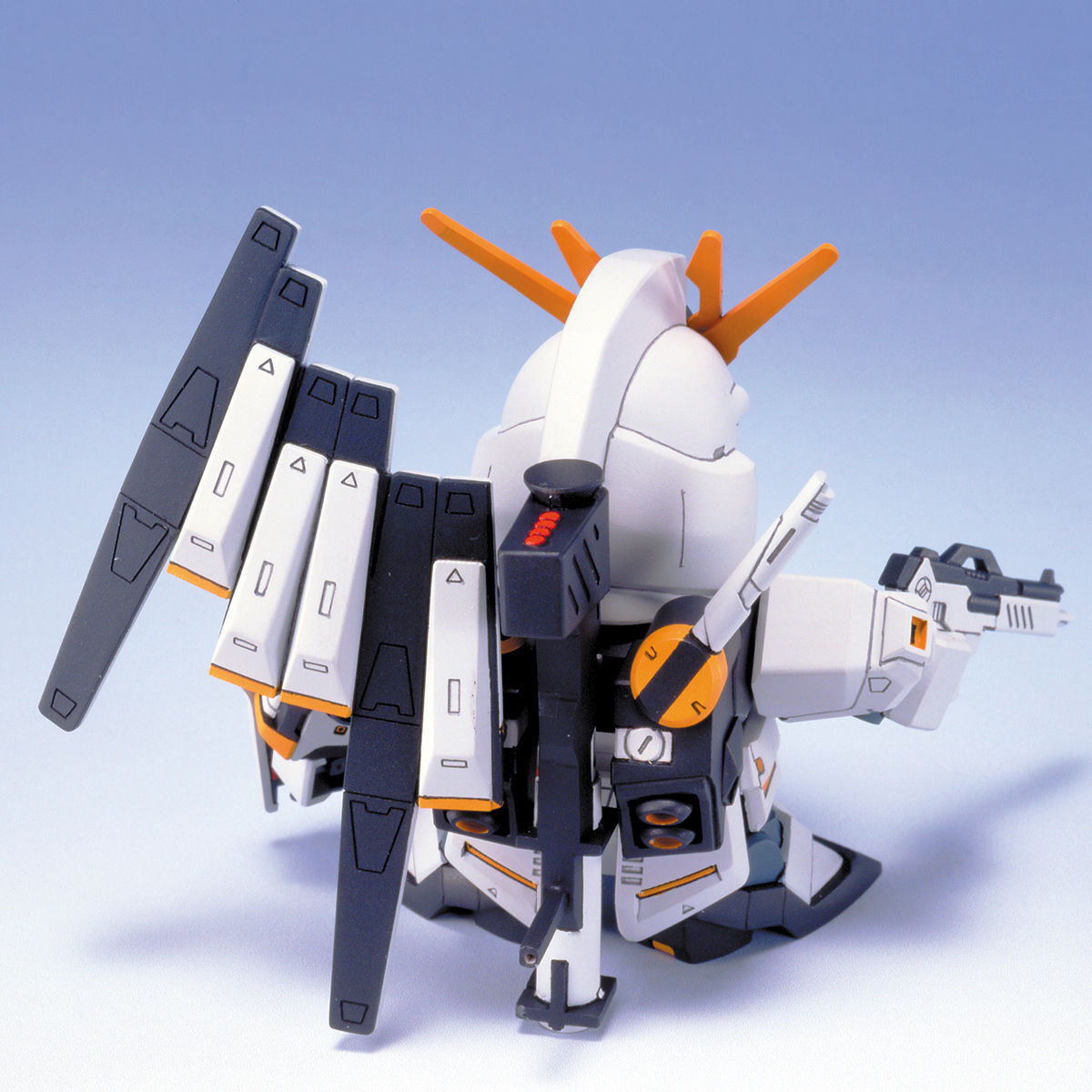 Bandai SD BB 209 RX-93 v (Nu) Gundam Plastic Model Kit