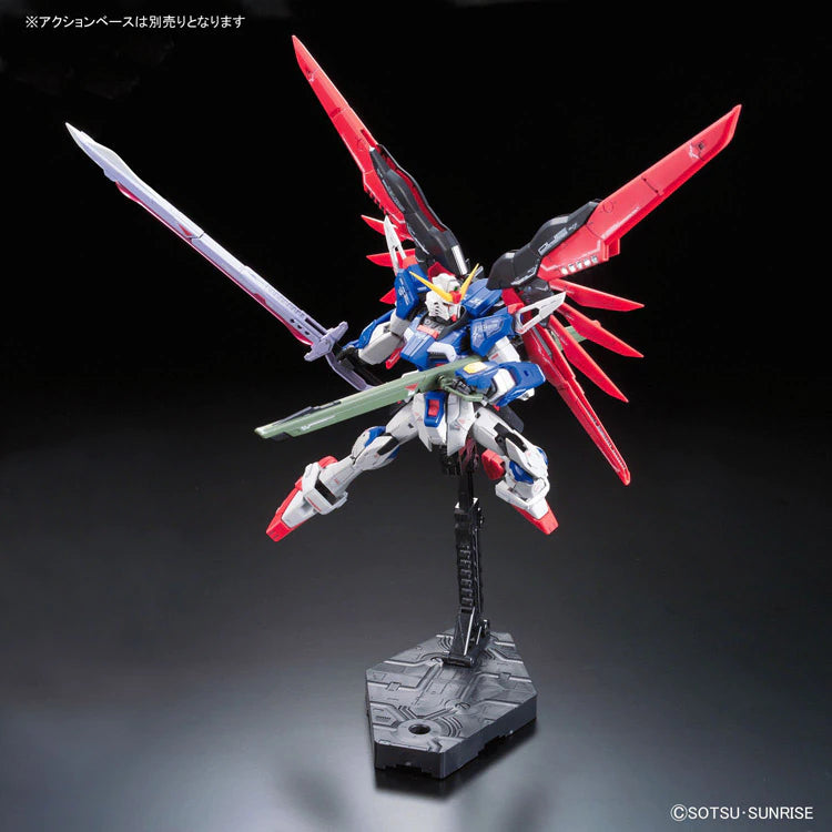 BANDAI 1/144 RG Destiny Gundam