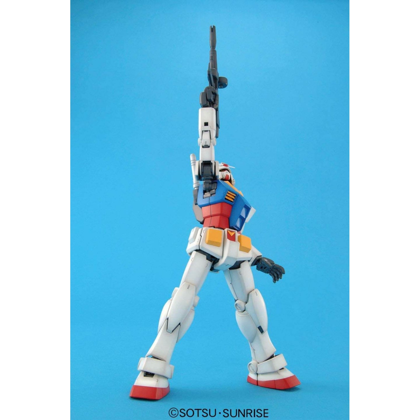 Gundam RX-78-2 Ver 2.0 MG 1/100 Model Kit
