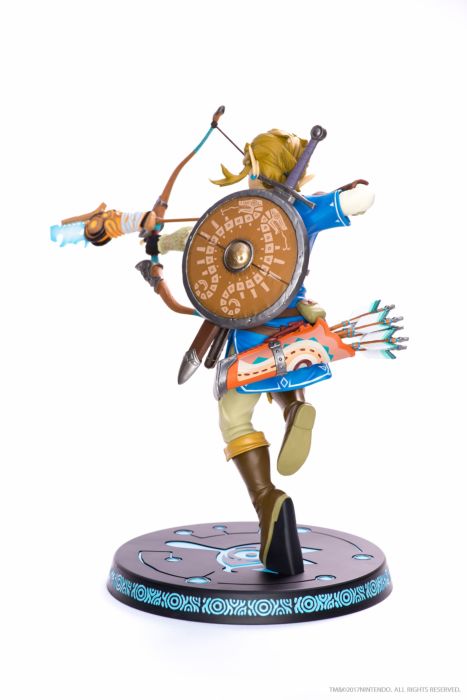 Zelda - Breath of the Wild 10" Link PVC Statue