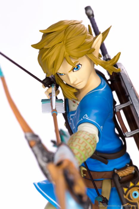 Zelda - Breath of the Wild 10" Link PVC Statue