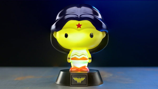 New DC Comics Wonder Woman 3D Character Light 005 Series Icons