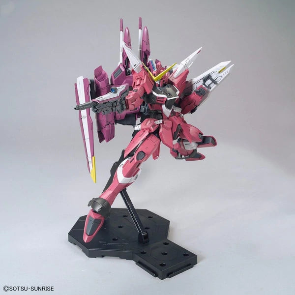 Bandai MG 1/100 JUSTICE GUNDAM