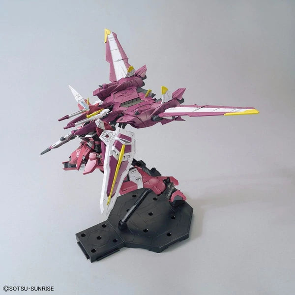 Bandai MG 1/100 JUSTICE GUNDAM