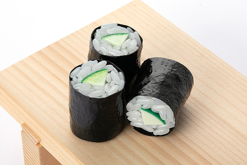 Sushi Plastic Model Version Kappa Maki (Cucumber Sushi Roll)